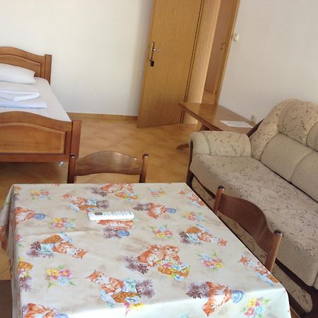 Apartments De Lara อัตเจฮะห์ ภายนอก รูปภาพ