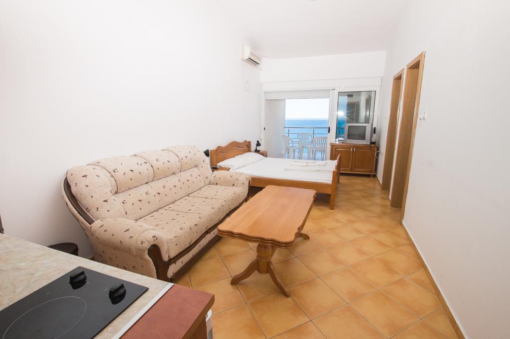 Apartments De Lara อัตเจฮะห์ ภายนอก รูปภาพ